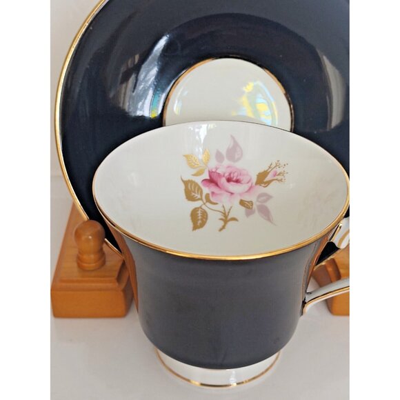 Vintage Aynsley Black Cup Set with Red Rose Flower Cup #2964 Gold Trim - Picture 3 of 11